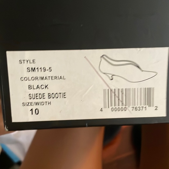 BCBGMaxazria black suede booties 10 - Picture 7 of 7